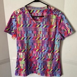 Reel Legends Multicolor Geometric Short Sleeve Tee medium woman’s free line